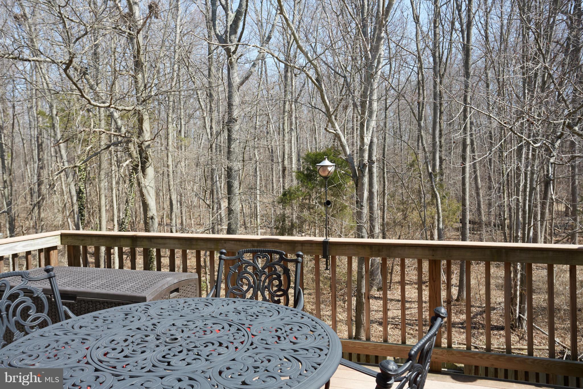 LAKE DEVEREUX - Residential