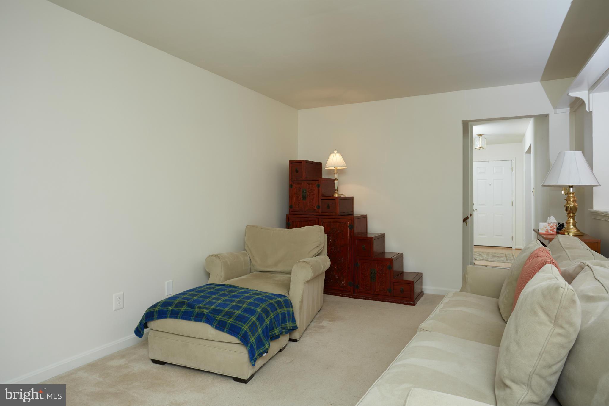 LAKE DEVEREUX - Residential