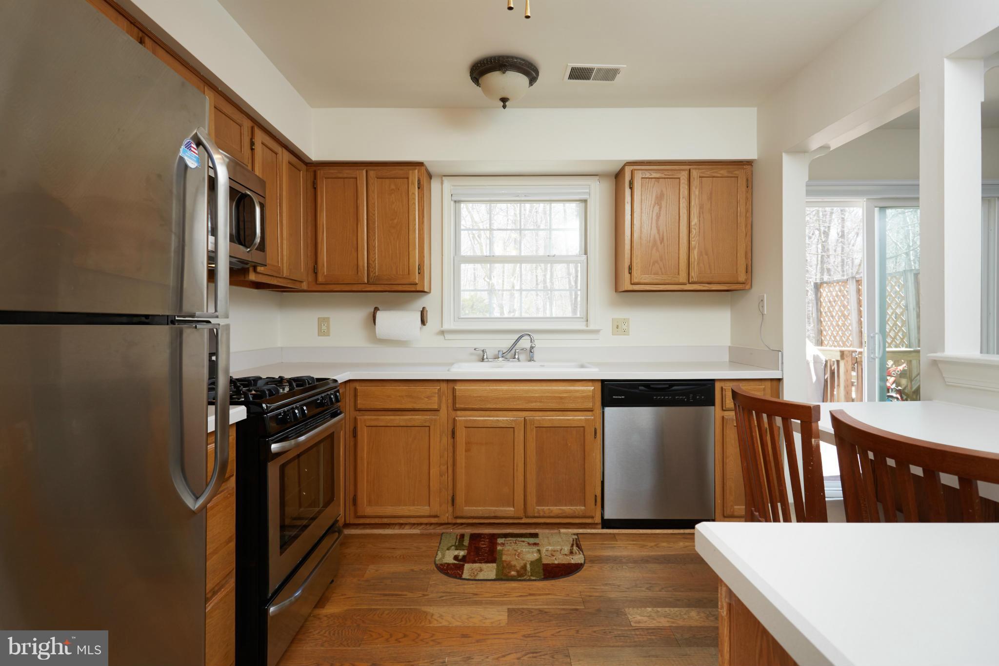 LAKE DEVEREUX - Residential