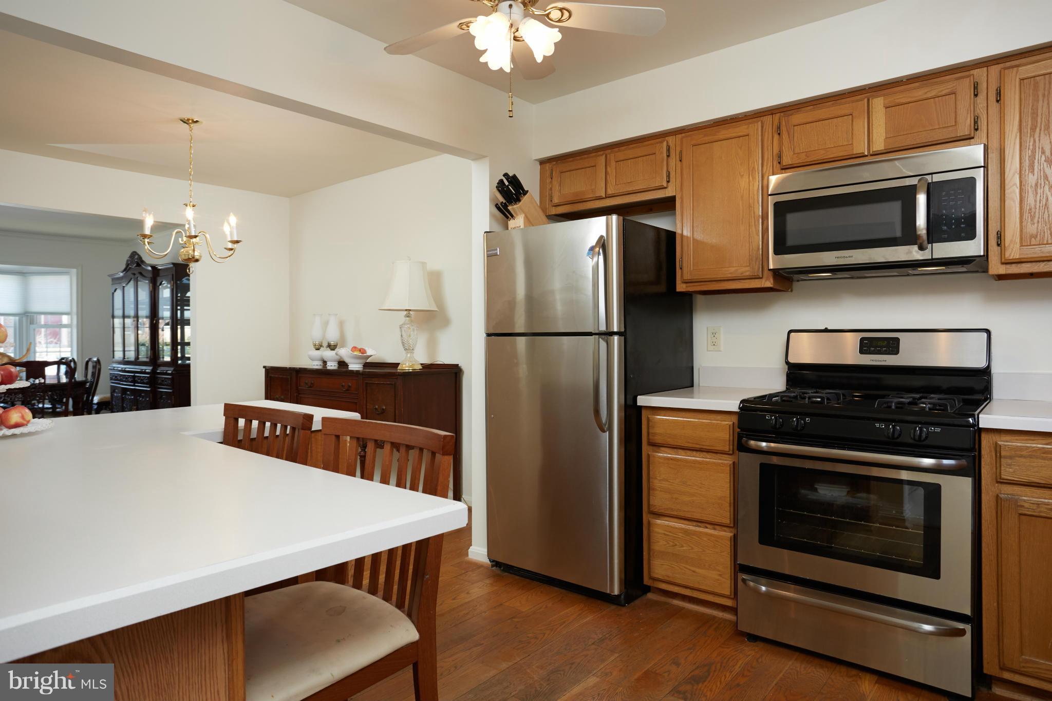 LAKE DEVEREUX - Residential