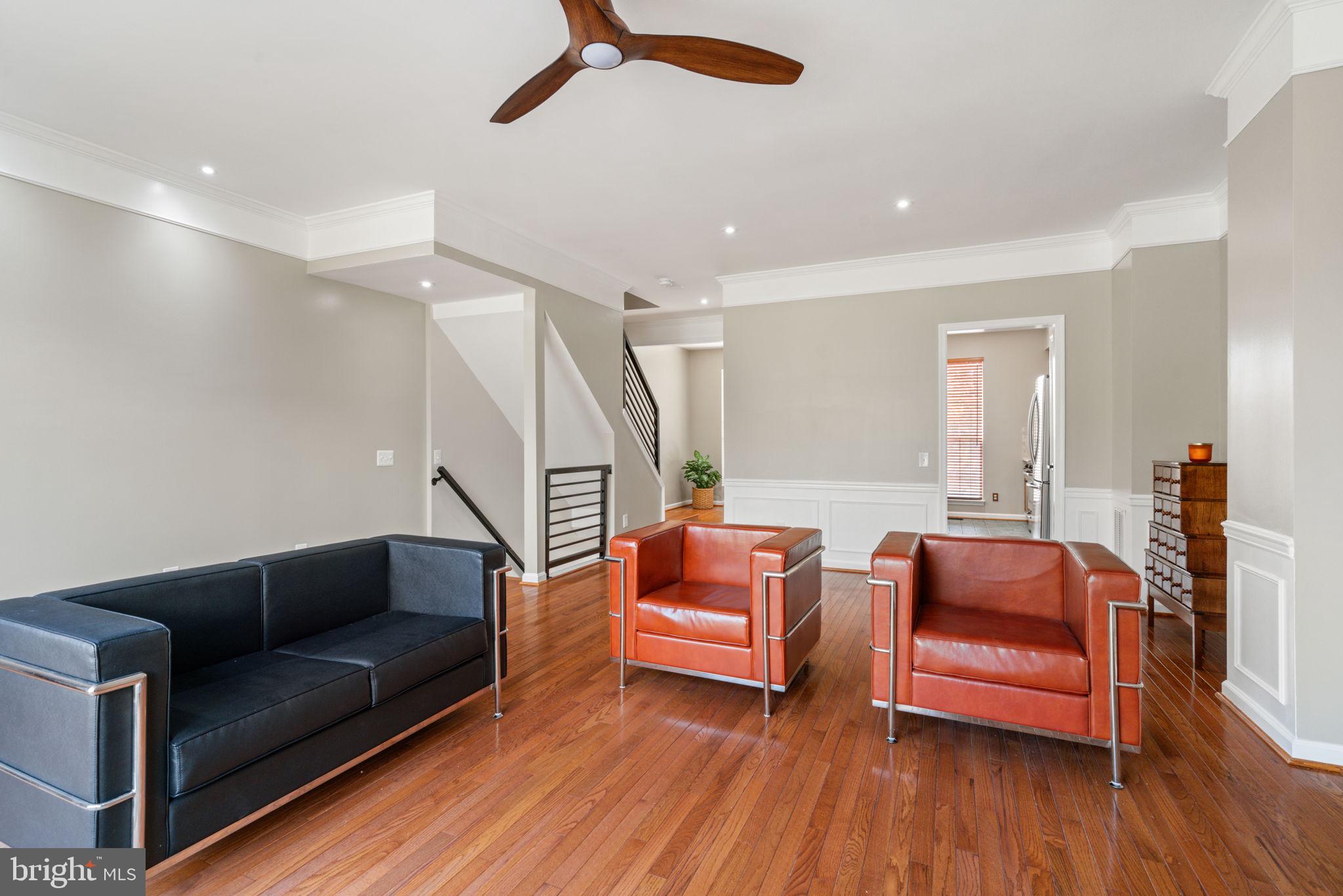 RIVER OAKS - Residential