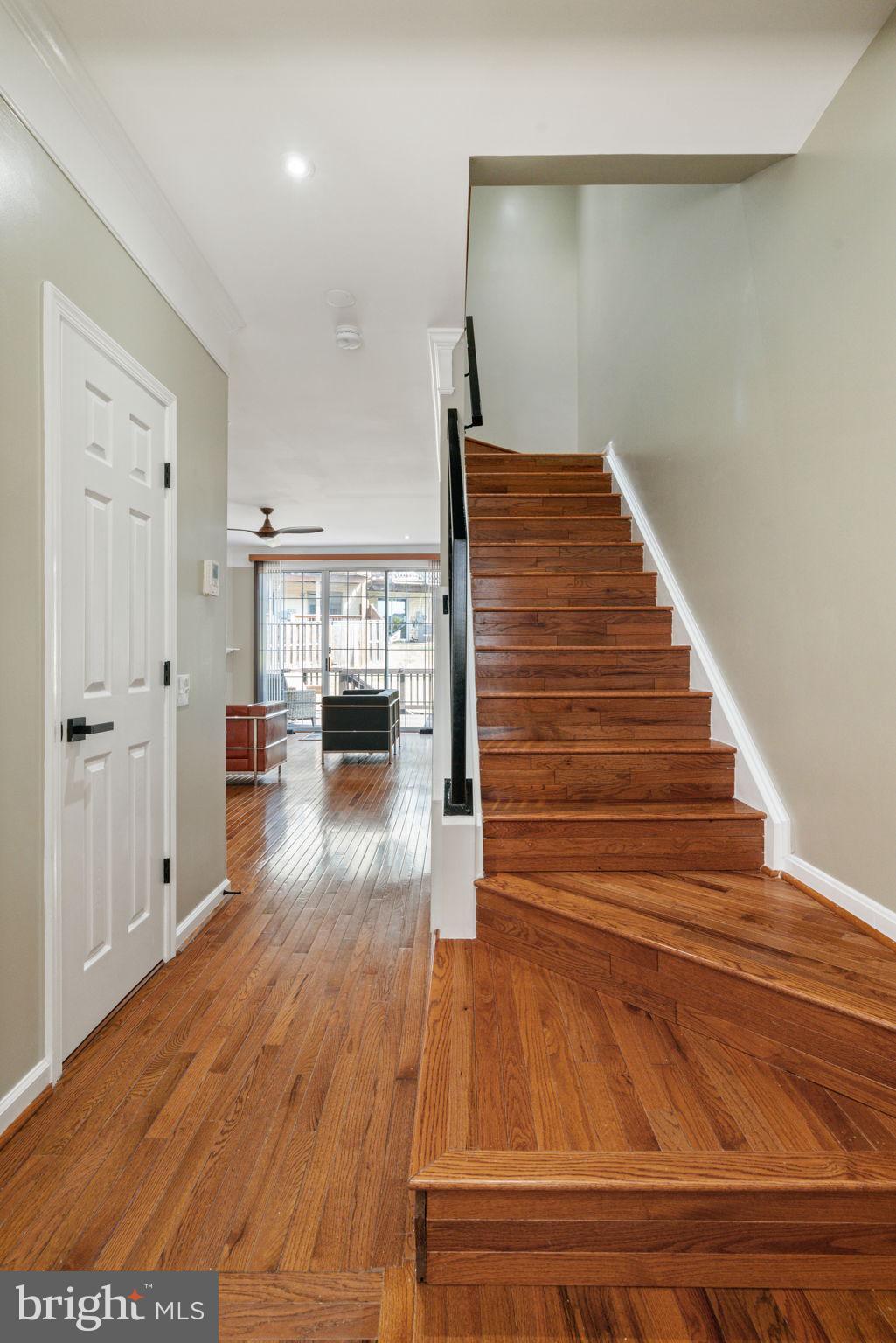 RIVER OAKS - Residential