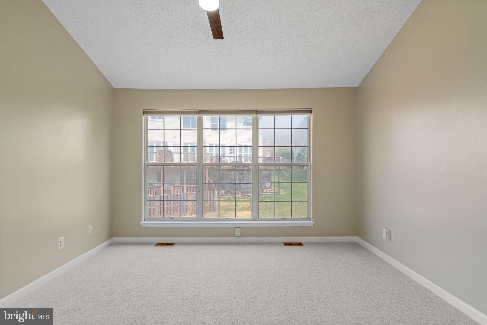 RIVER OAKS - Residential