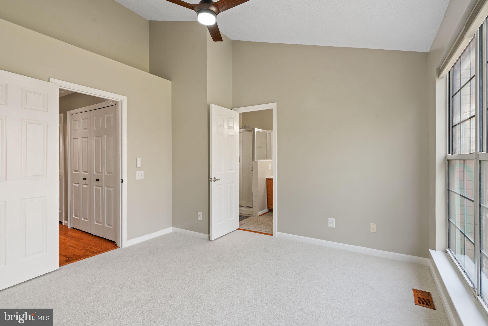 RIVER OAKS - Residential