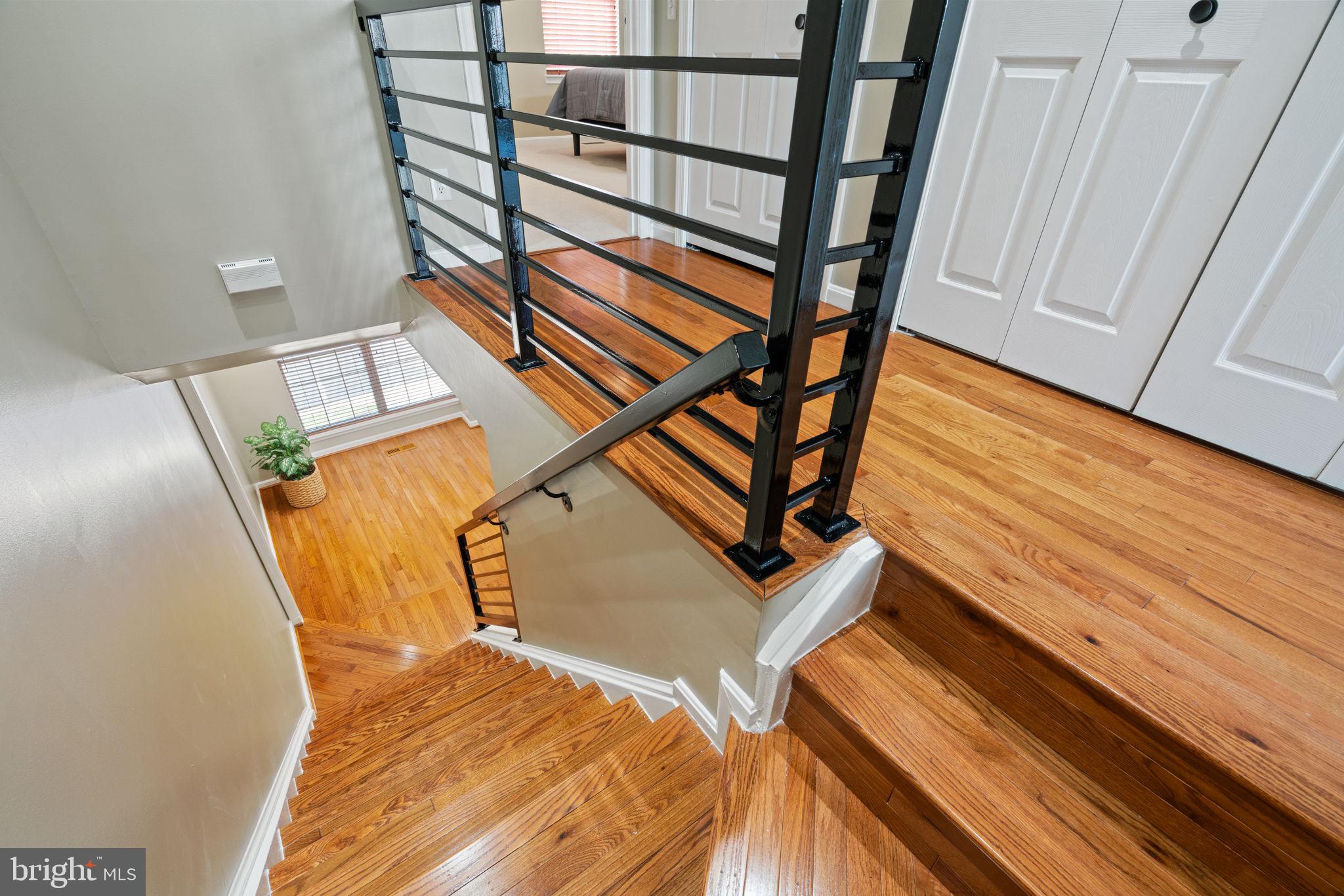 RIVER OAKS - Residential