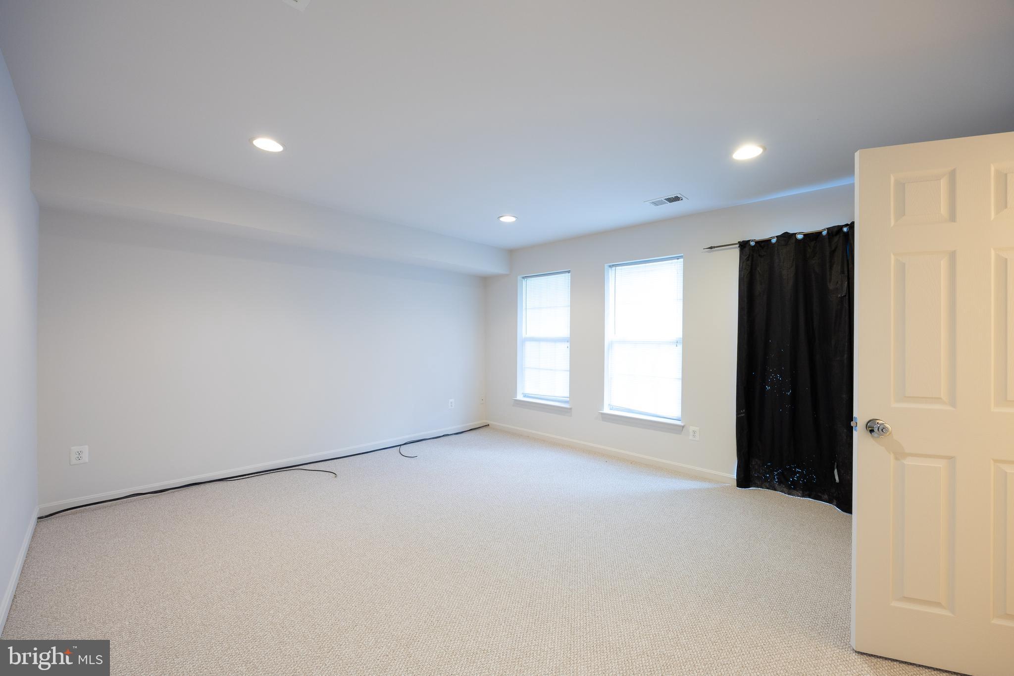 BERKELEY RIDGE - Residential