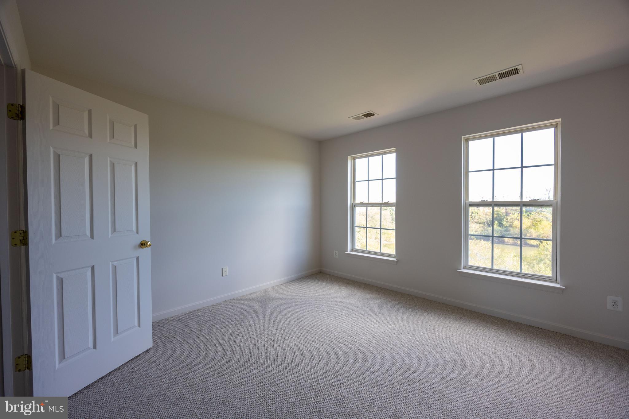 BERKELEY RIDGE - Residential