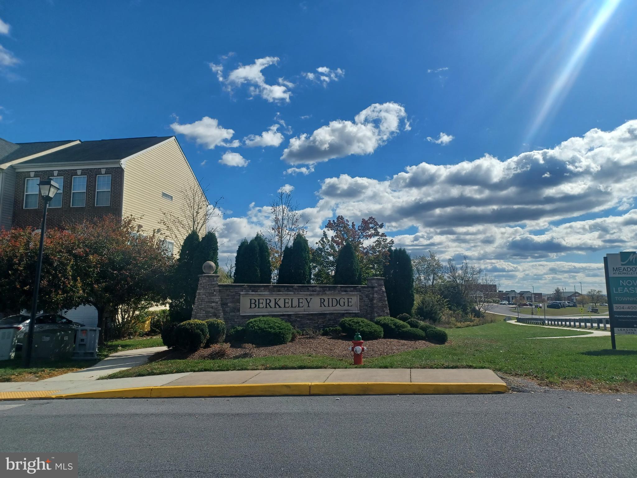 BERKELEY RIDGE - Residential