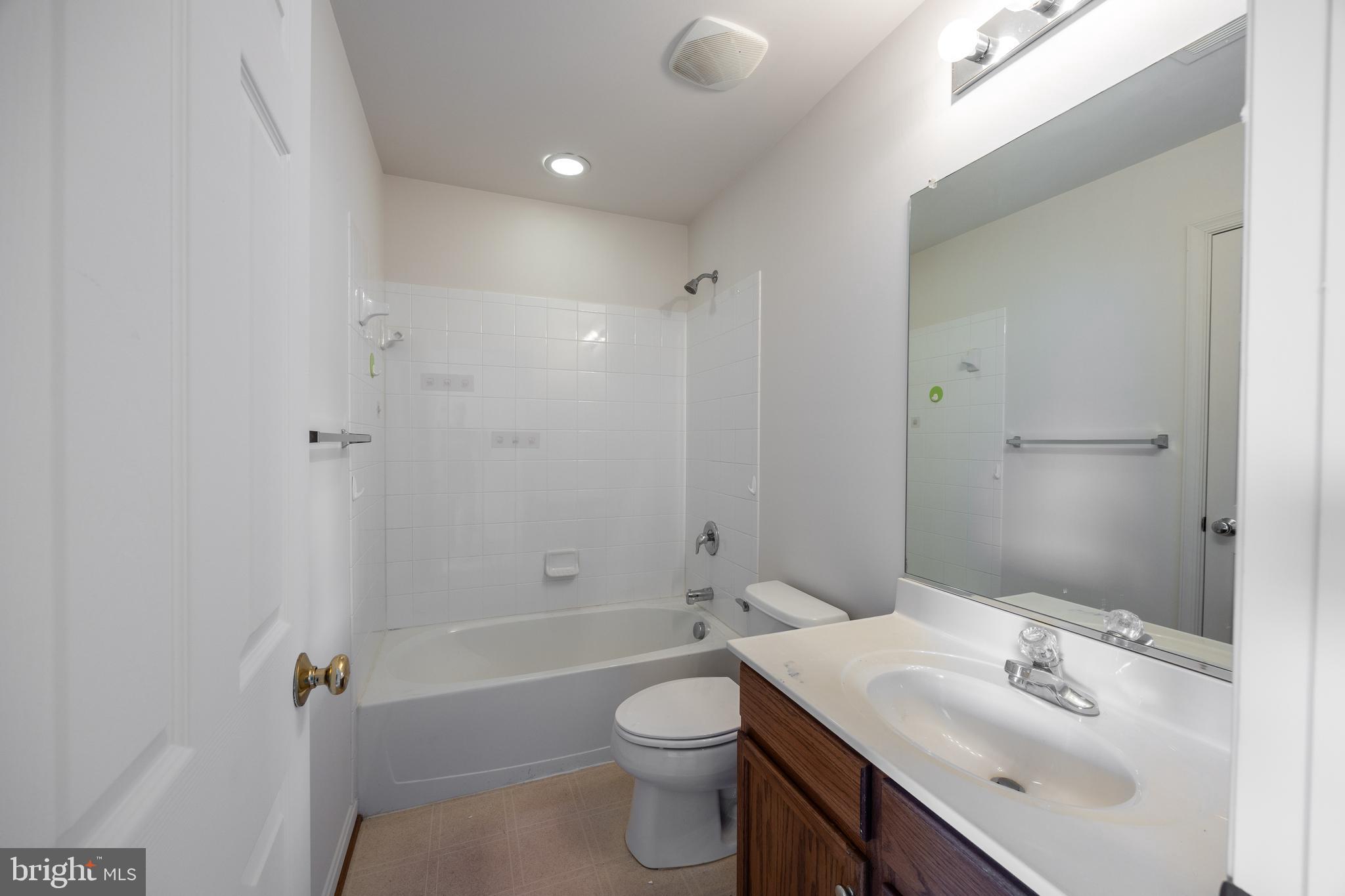 BERKELEY RIDGE - Residential