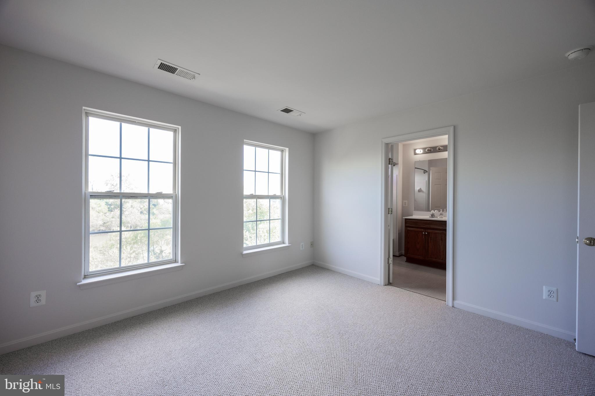 BERKELEY RIDGE - Residential