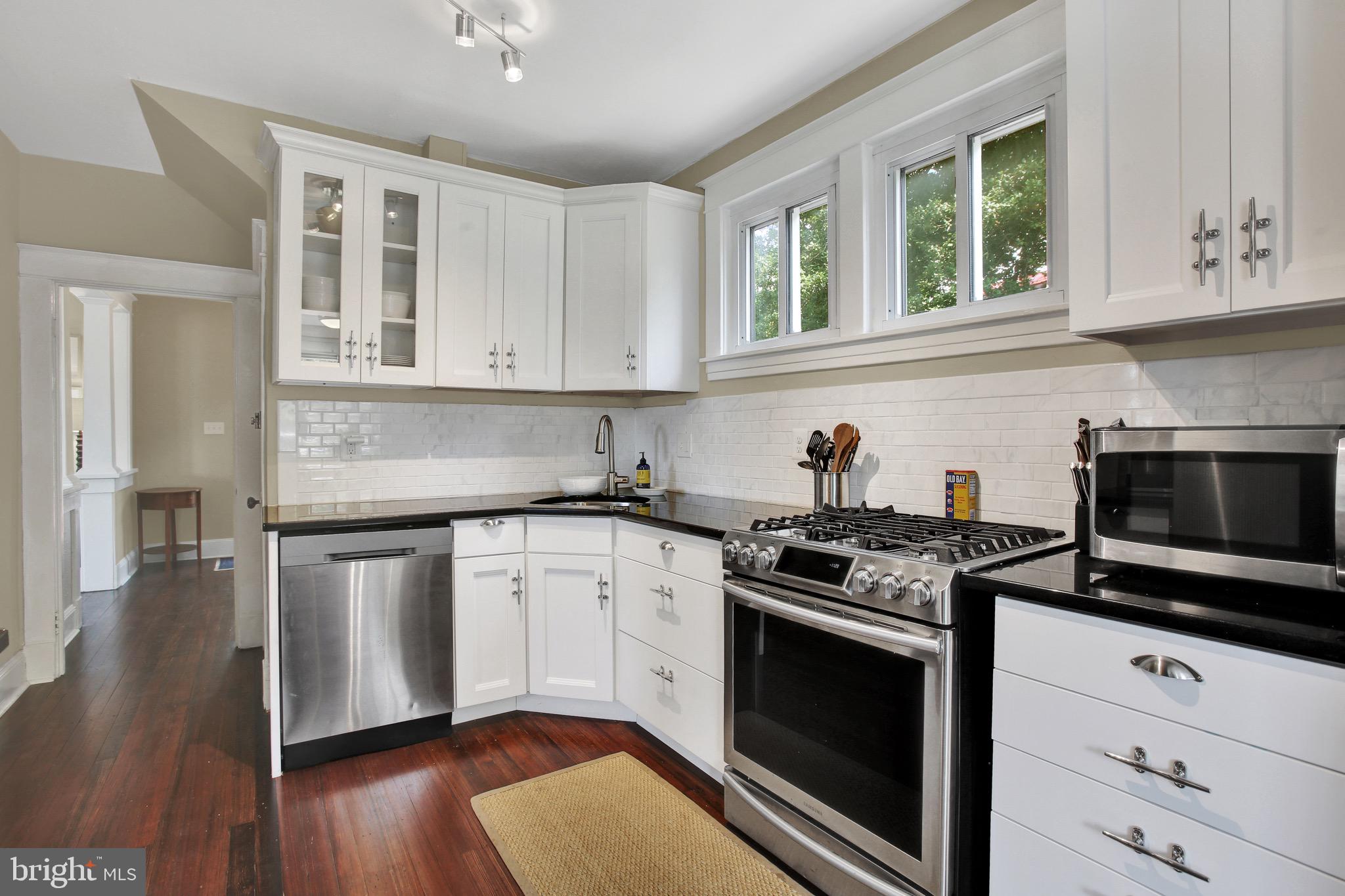 HOMEWOOD - Residential