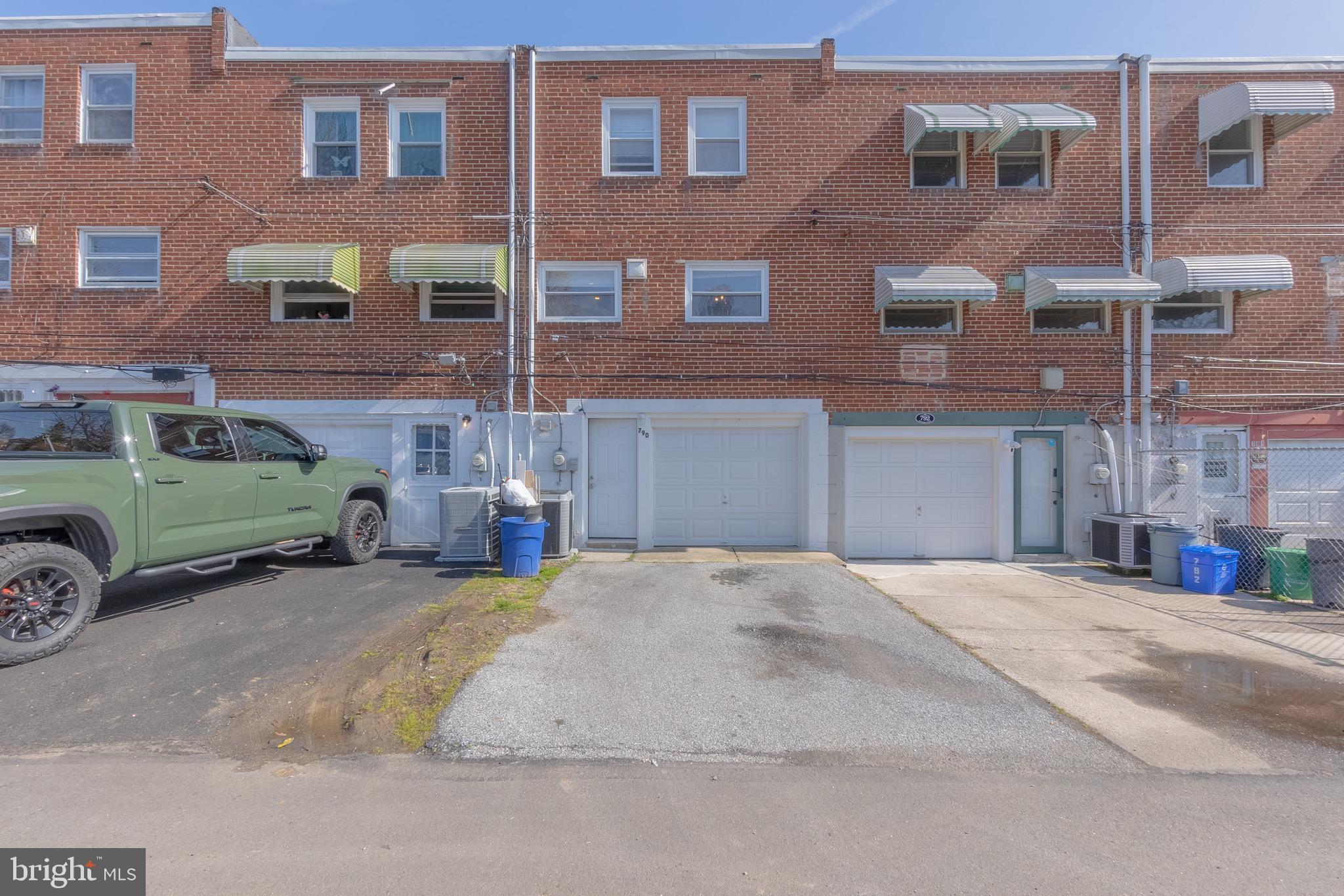 FOLCROFT - Residential