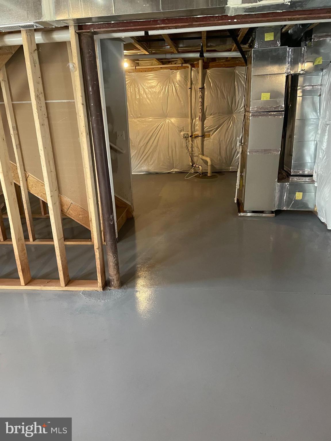 HICKORY RIDGE MEWS - Residential