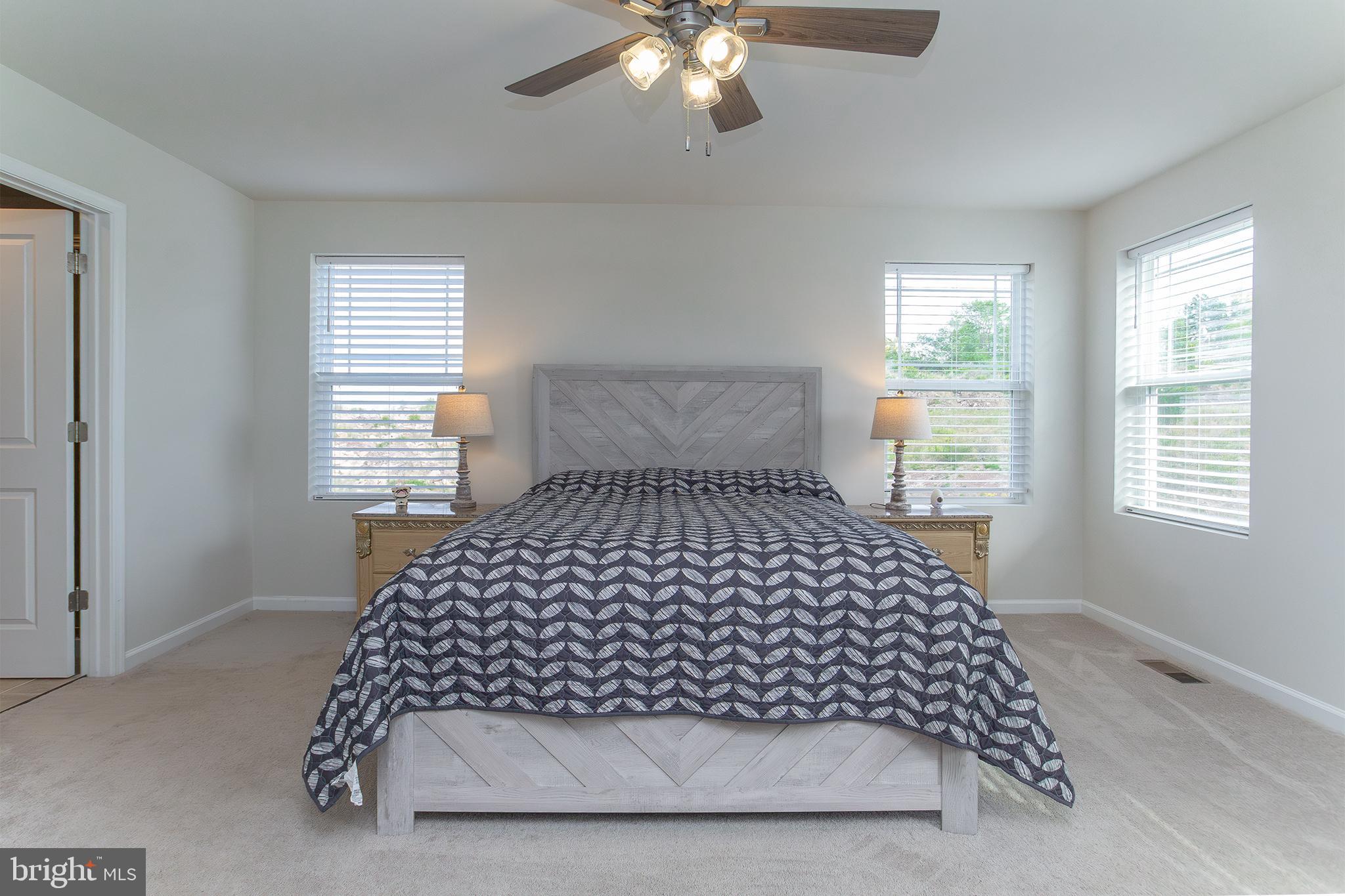 HICKORY RIDGE MEWS - Residential