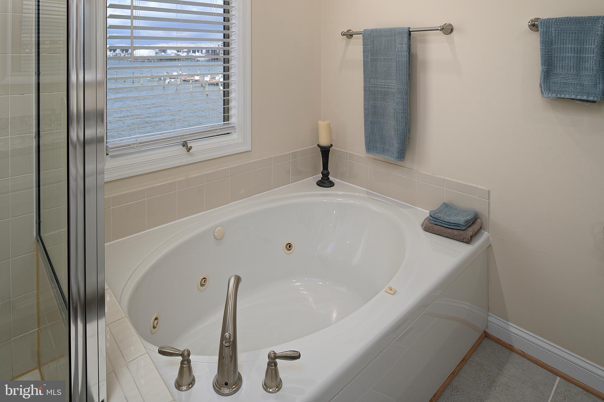 OYSTER COVE - Residential