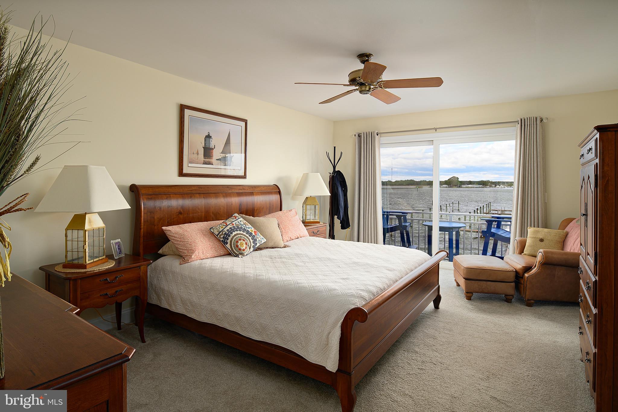 OYSTER COVE - Residential