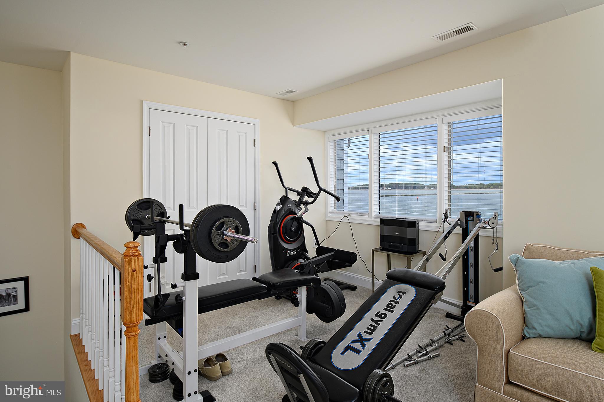 OYSTER COVE - Residential