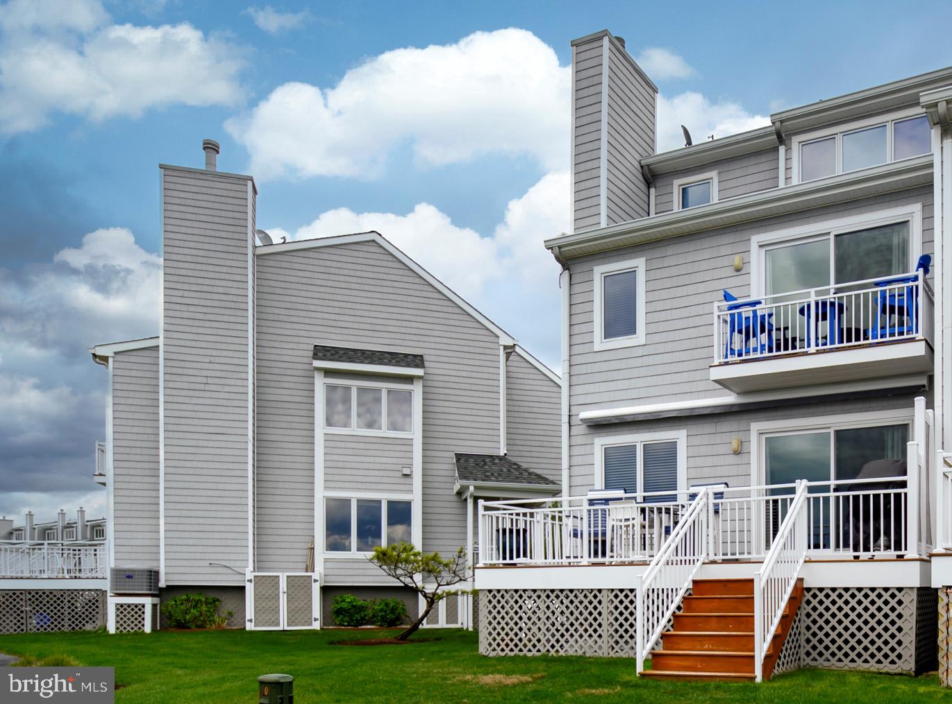 OYSTER COVE - Residential