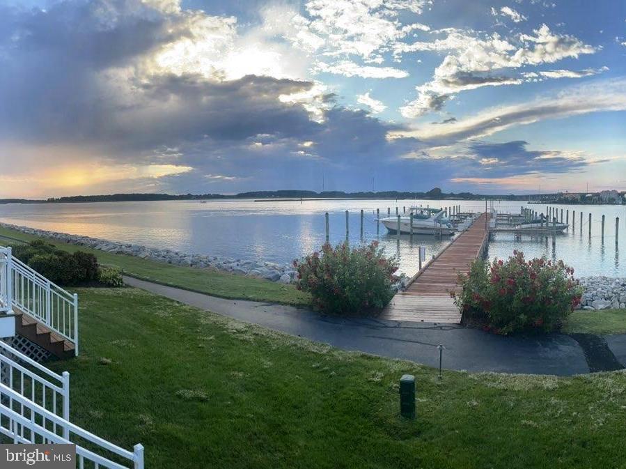 OYSTER COVE - Residential