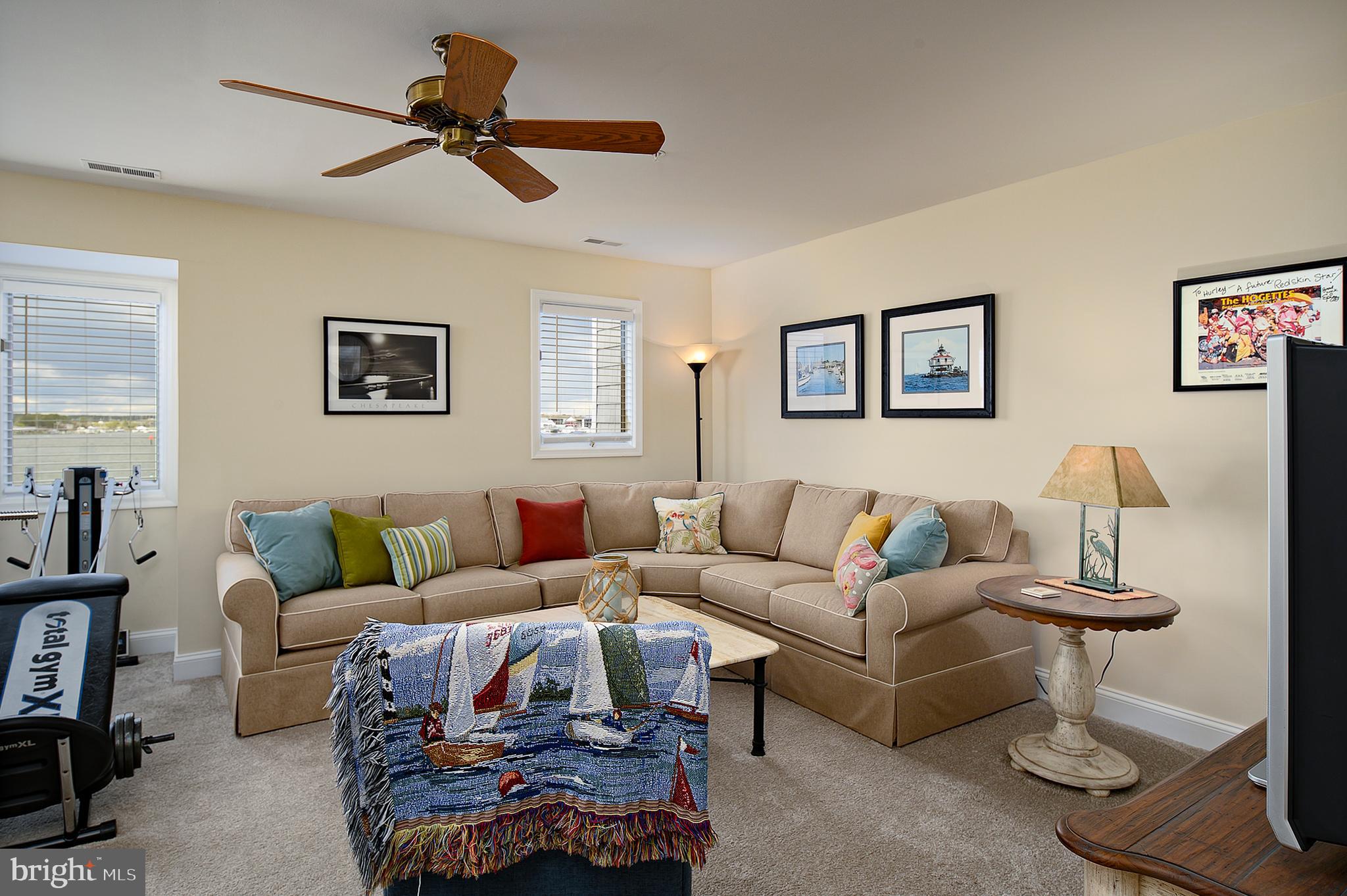 OYSTER COVE - Residential