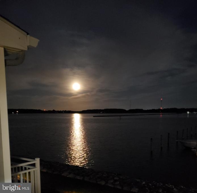 OYSTER COVE - Residential