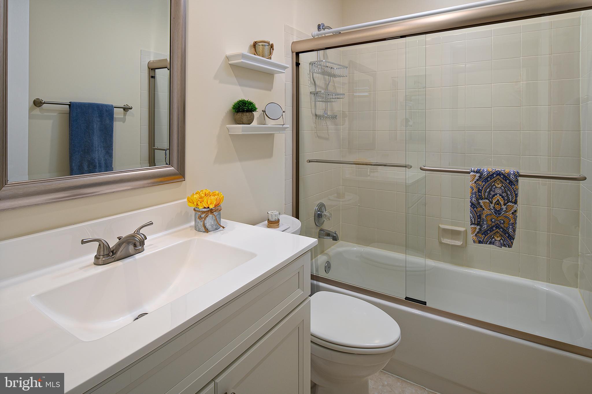 OYSTER COVE - Residential