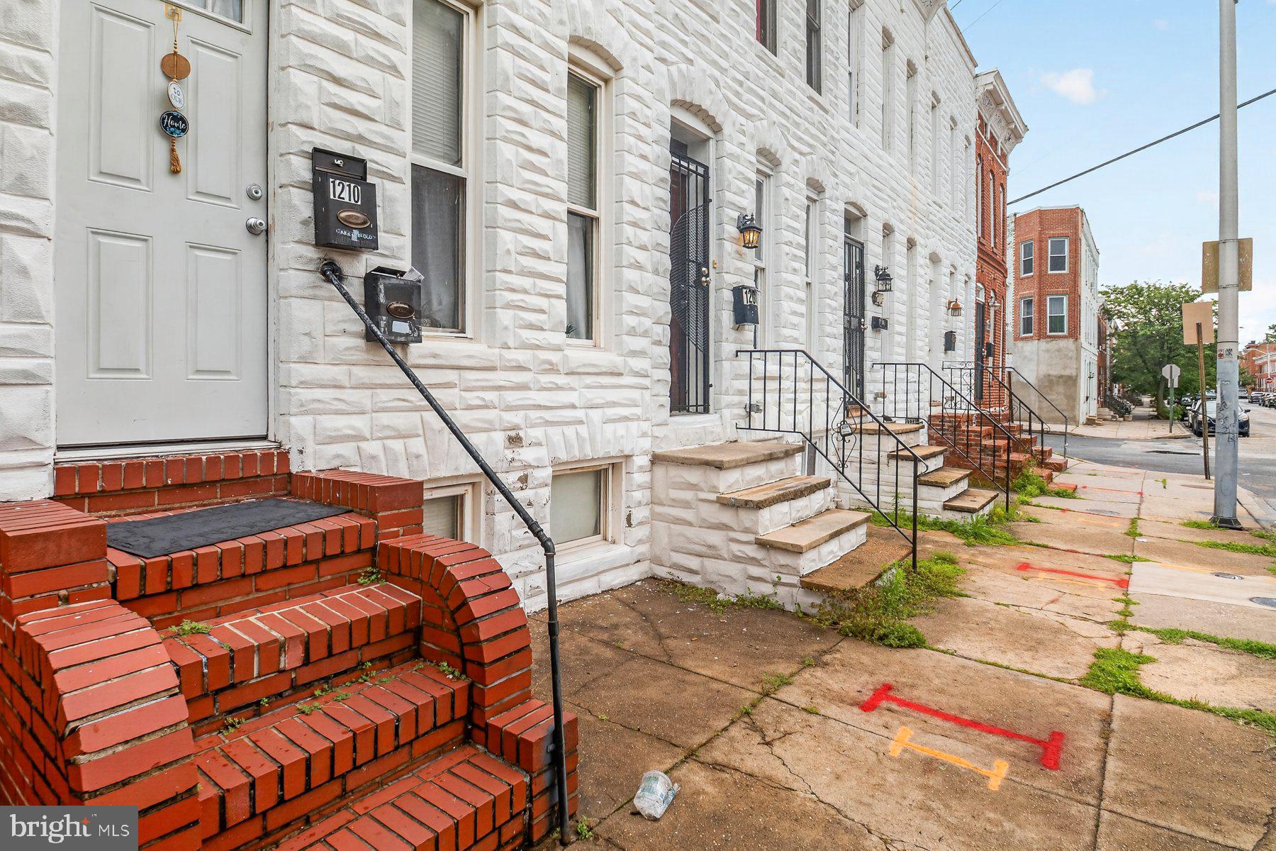 1210 W CROSS STREET W