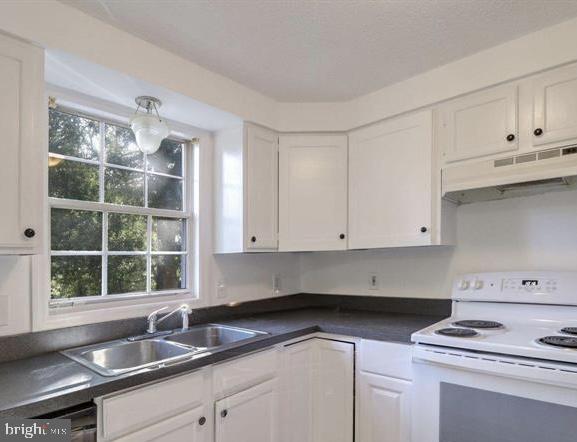 JACOBS MEADOW - Residential Lease