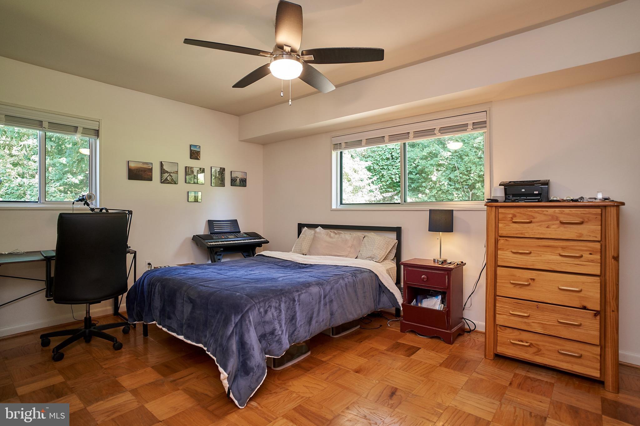 PARKSIDE CONDOMINIUMS - Residential Lease