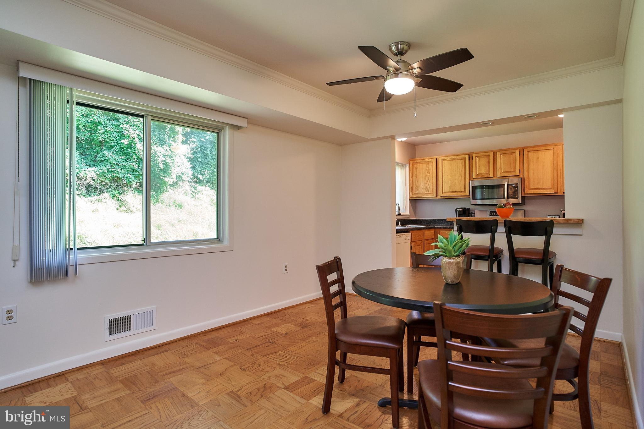 PARKSIDE CONDOMINIUMS - Residential Lease