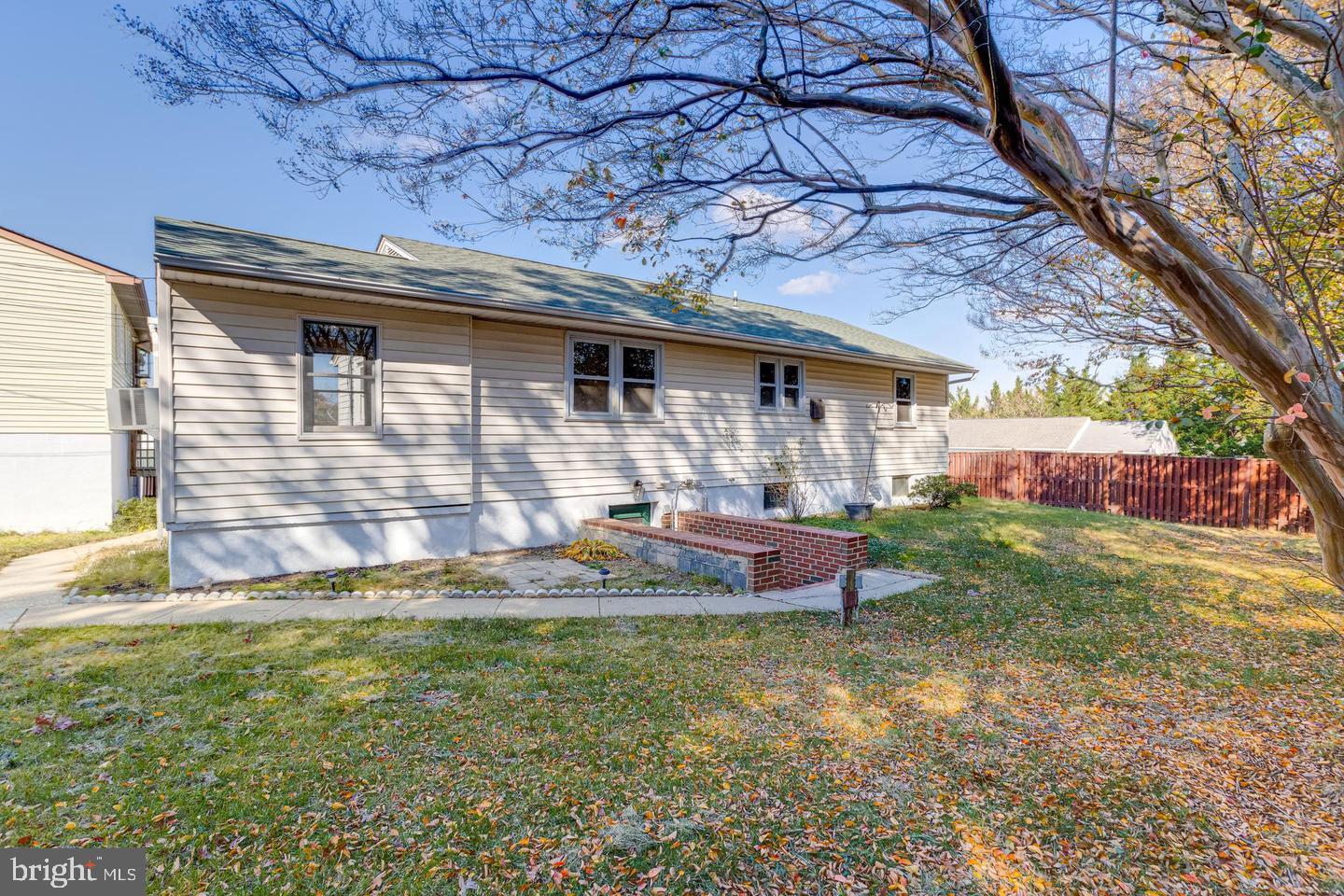 461 OAKTON ROAD