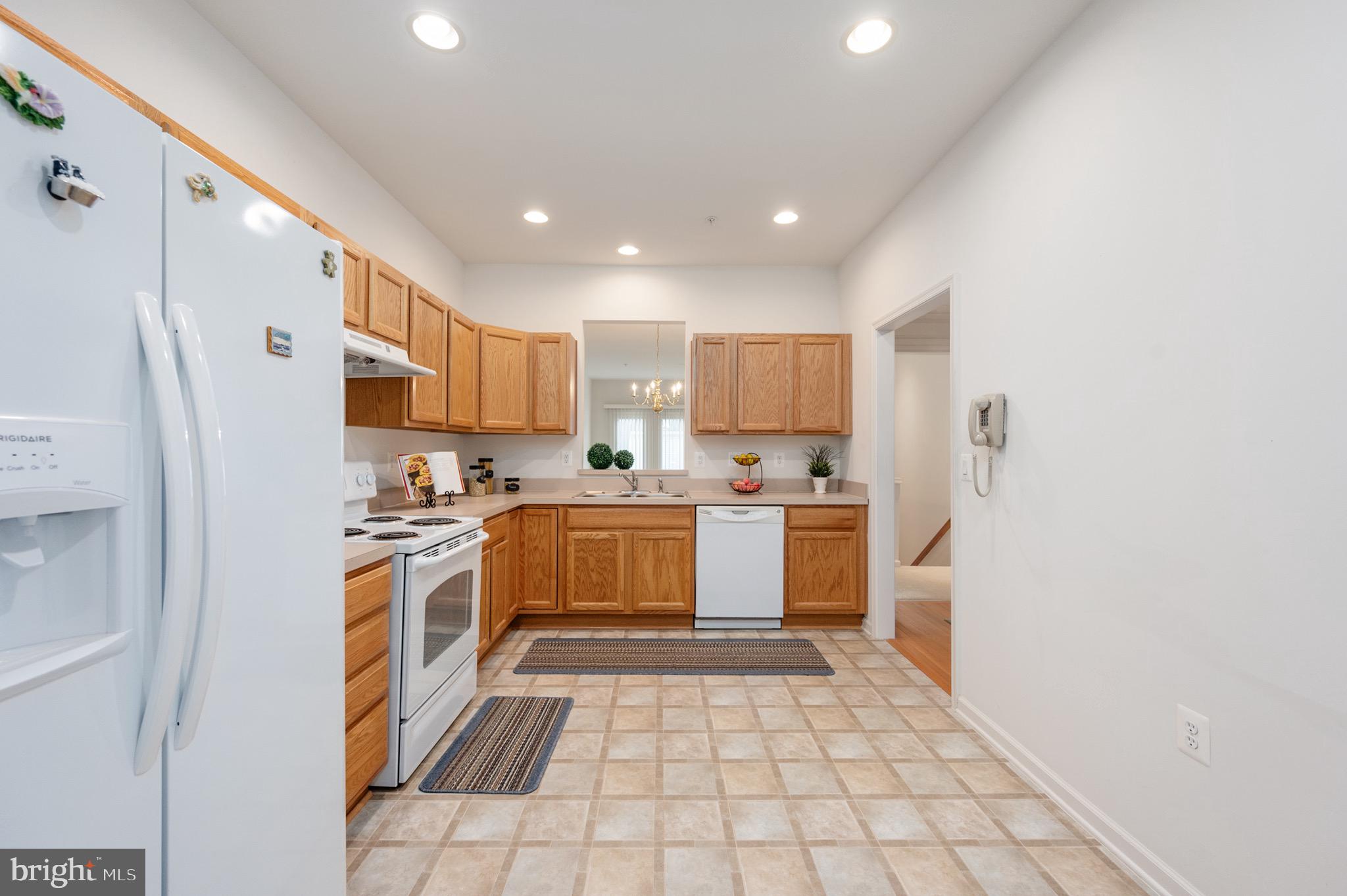 THE VILLAS AT FALLS RUN - Residential