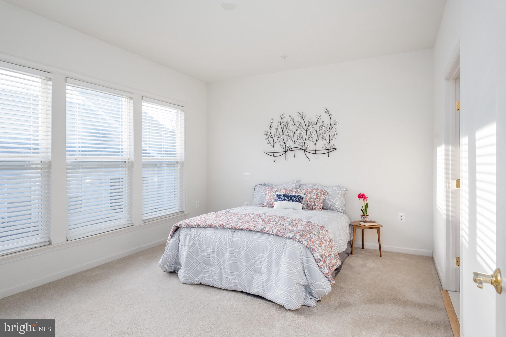 THE VILLAS AT FALLS RUN - Residential