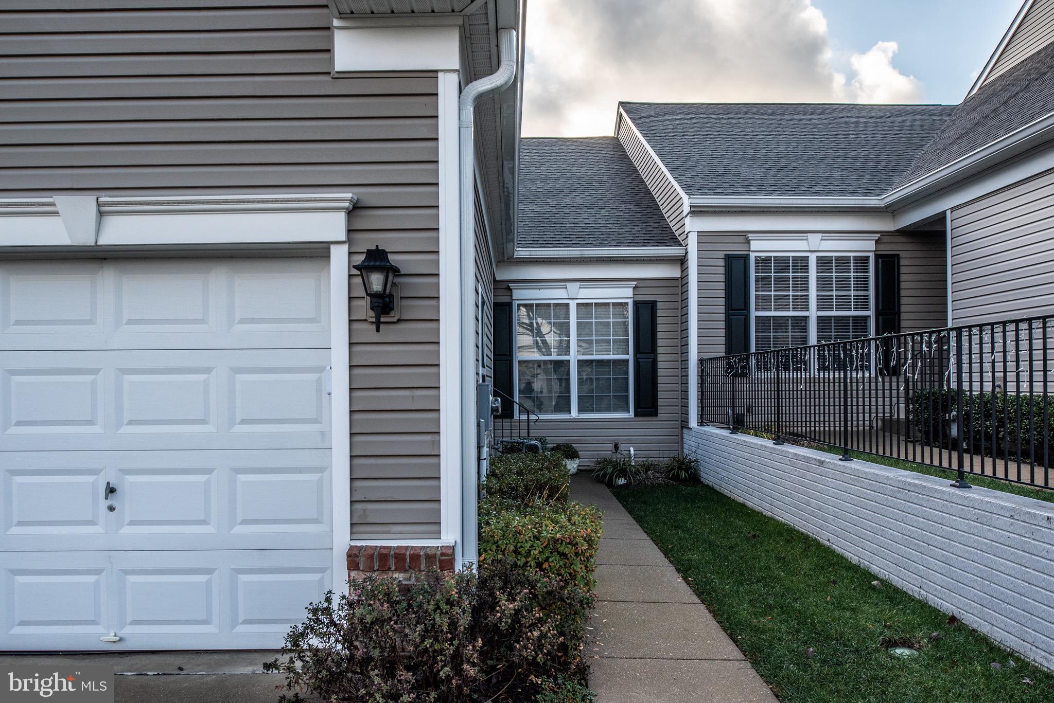 THE VILLAS AT FALLS RUN - Residential