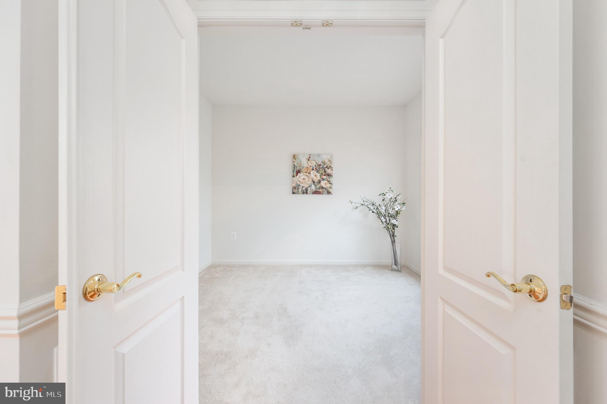 THE VILLAS AT FALLS RUN - Residential