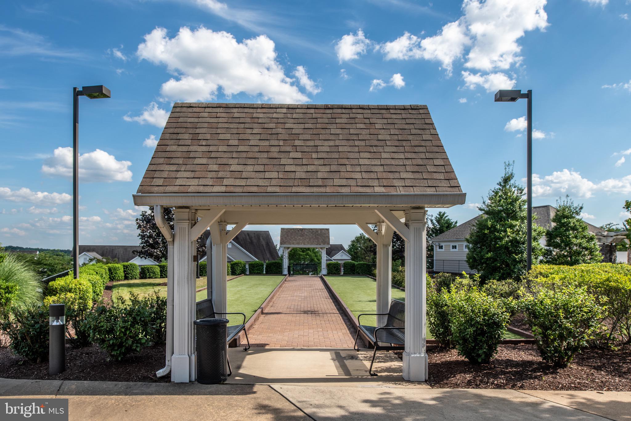 THE VILLAS AT FALLS RUN - Residential