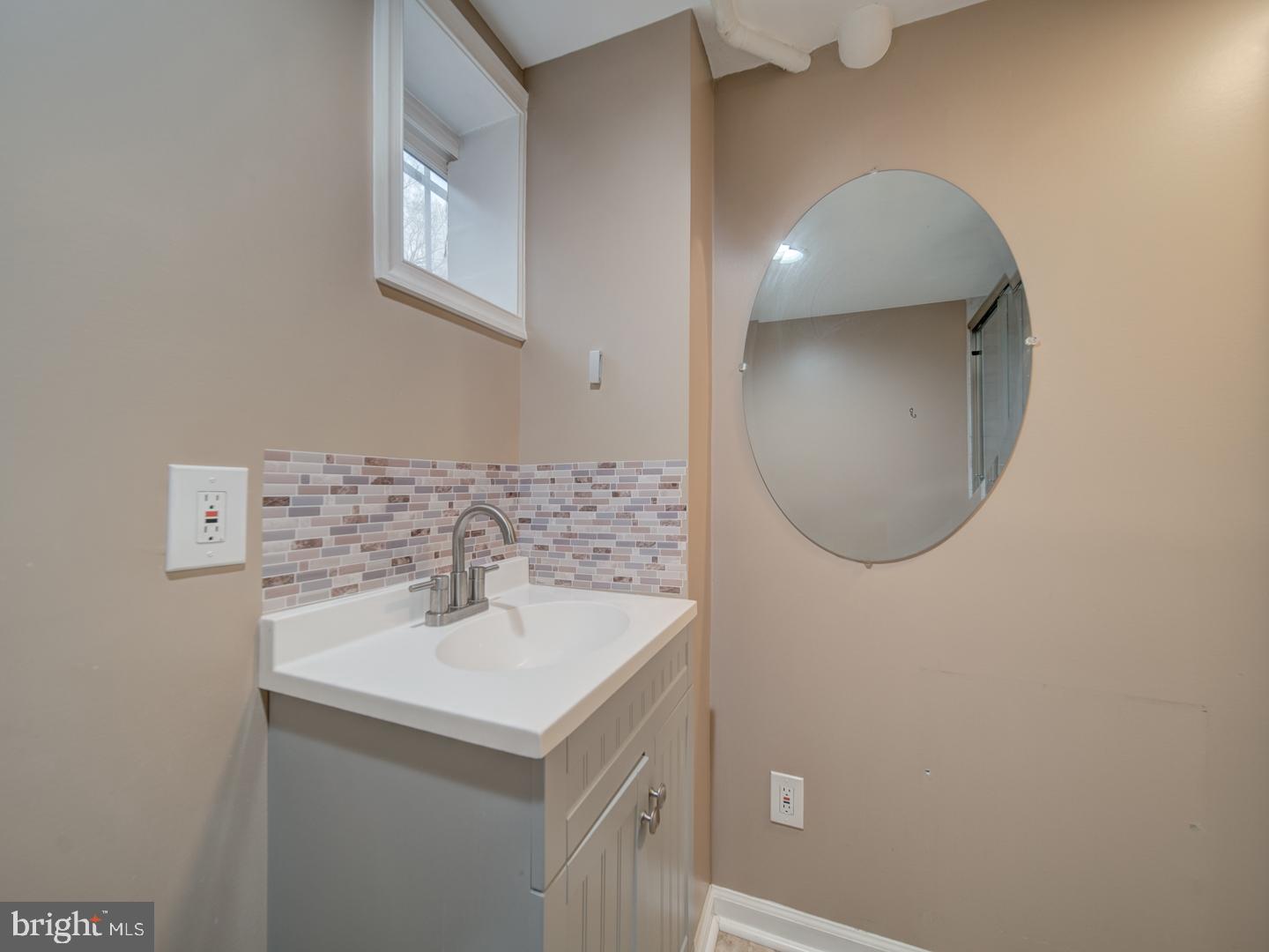 WHITE PLAINS VILLAGE SUB - Residential