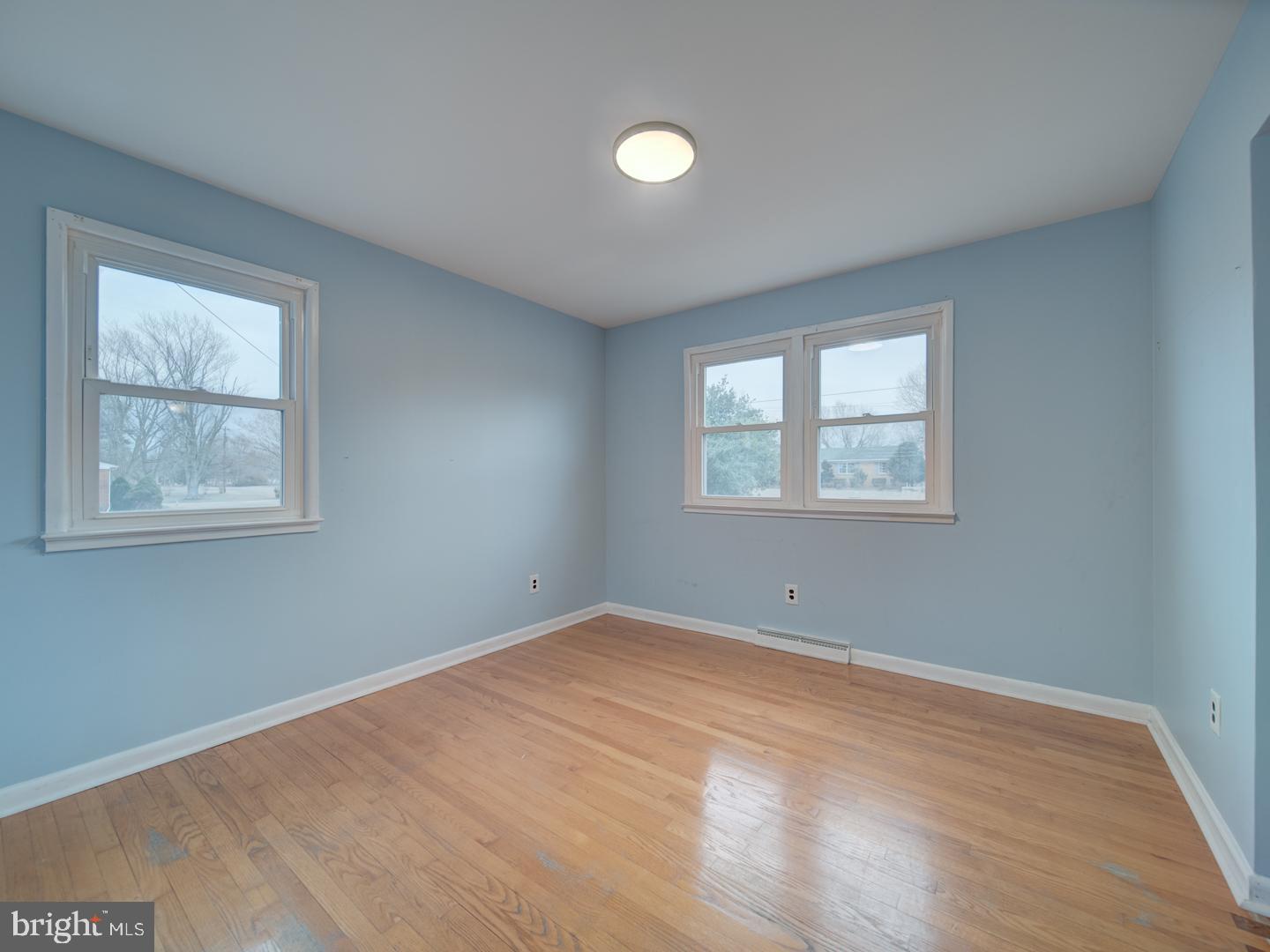 WHITE PLAINS VILLAGE SUB - Residential