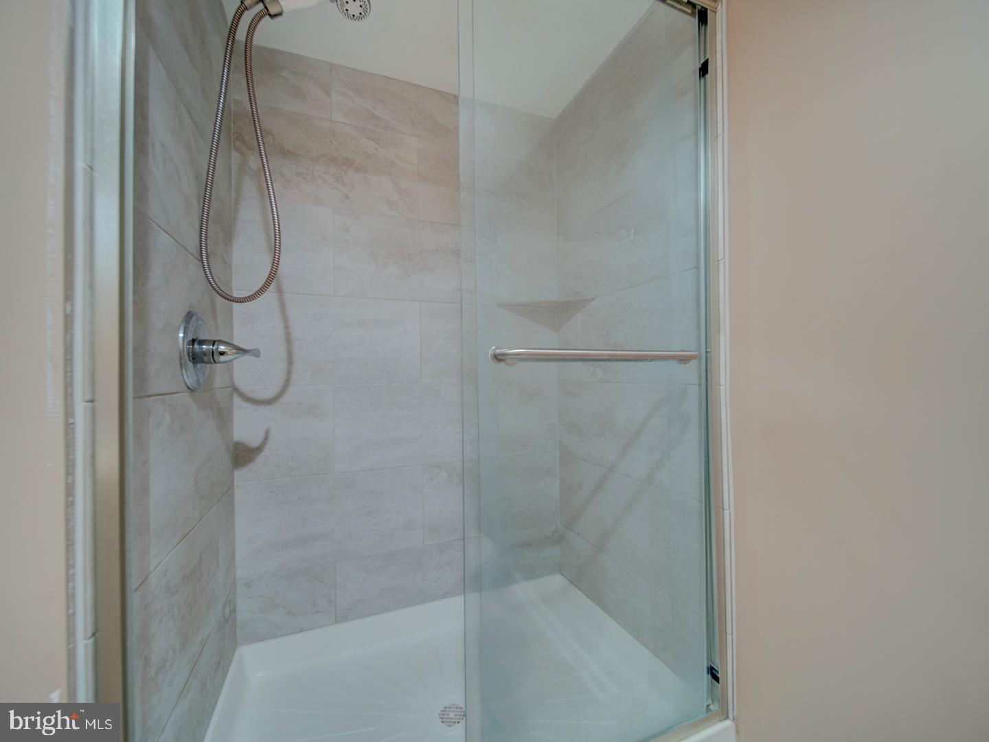 WHITE PLAINS VILLAGE SUB - Residential