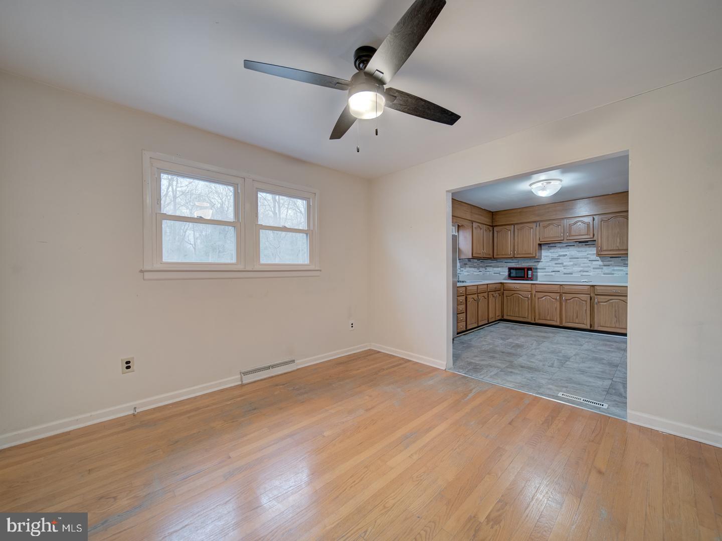 WHITE PLAINS VILLAGE SUB - Residential