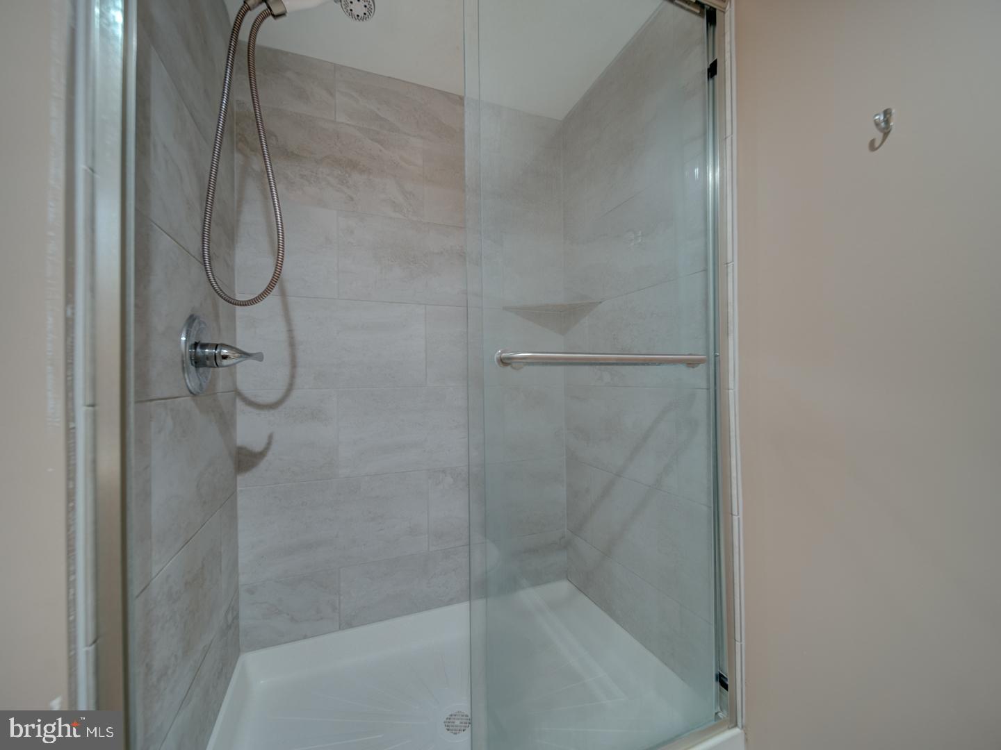 WHITE PLAINS VILLAGE SUB - Residential