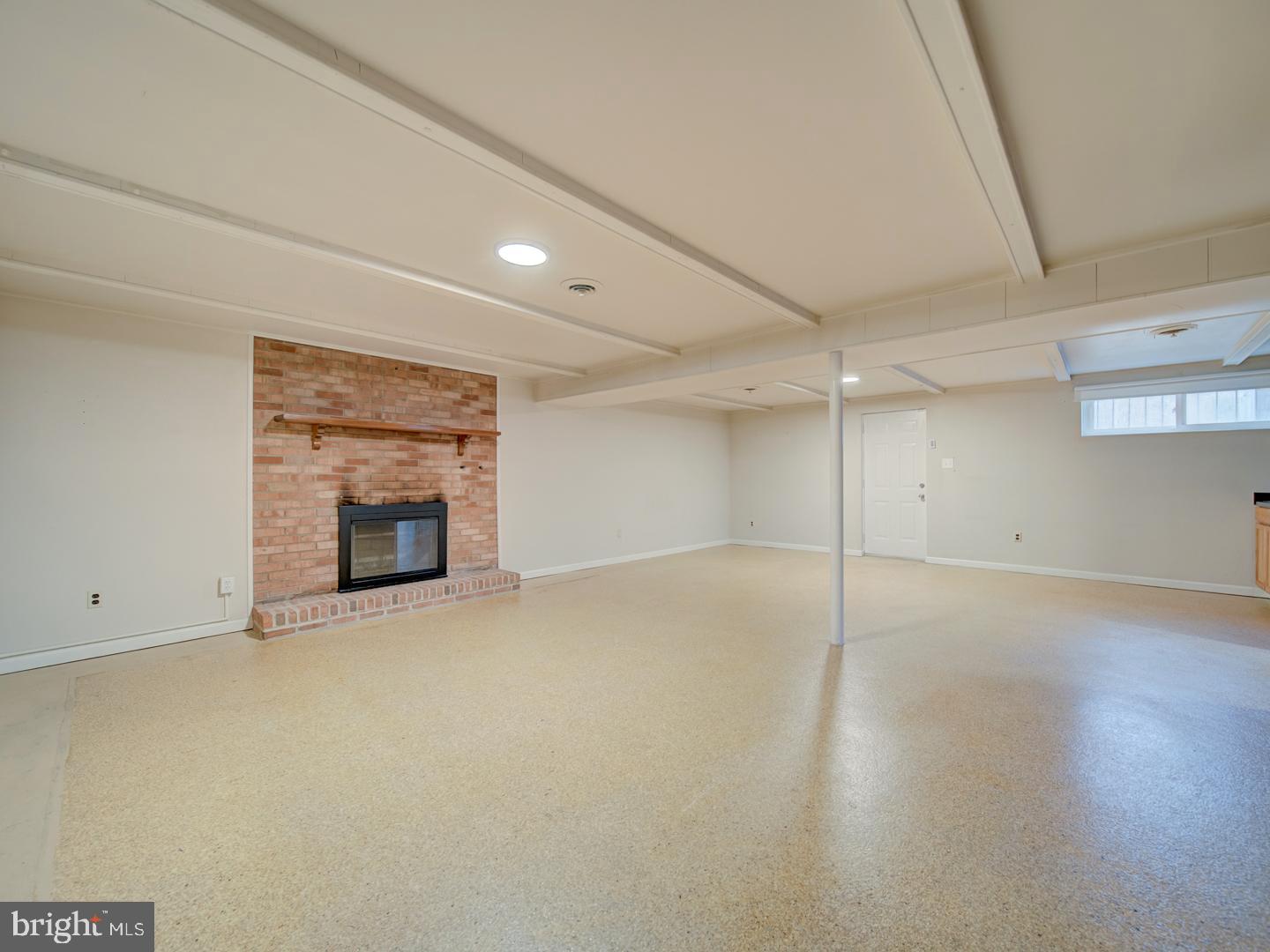 WHITE PLAINS VILLAGE SUB - Residential