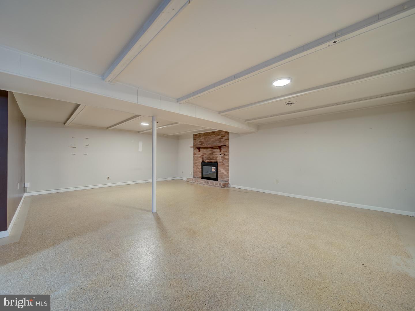 WHITE PLAINS VILLAGE SUB - Residential