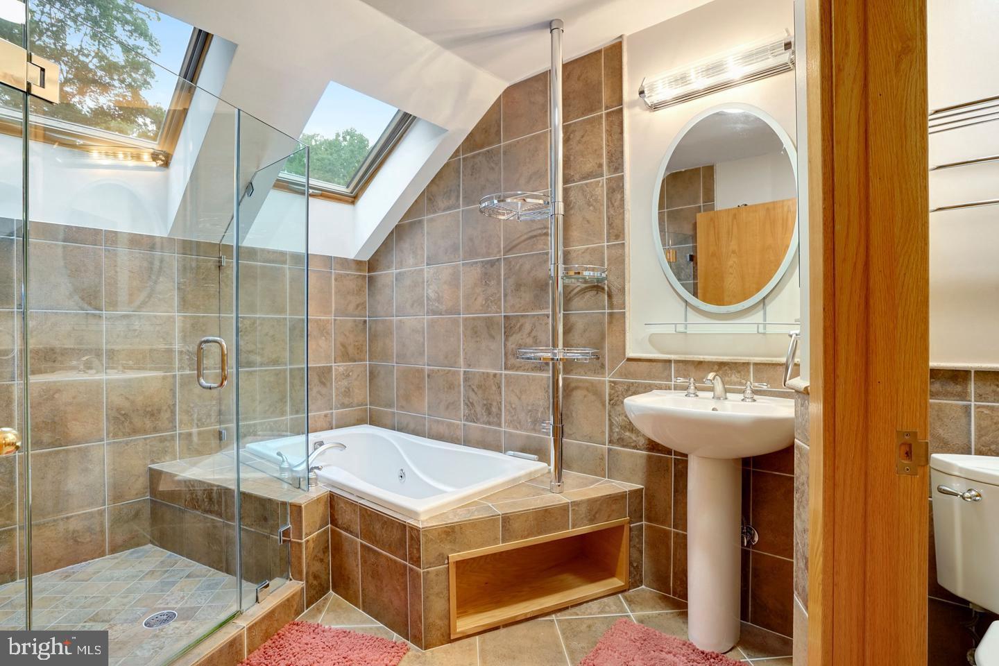 ANGELICA WOODS - Residential