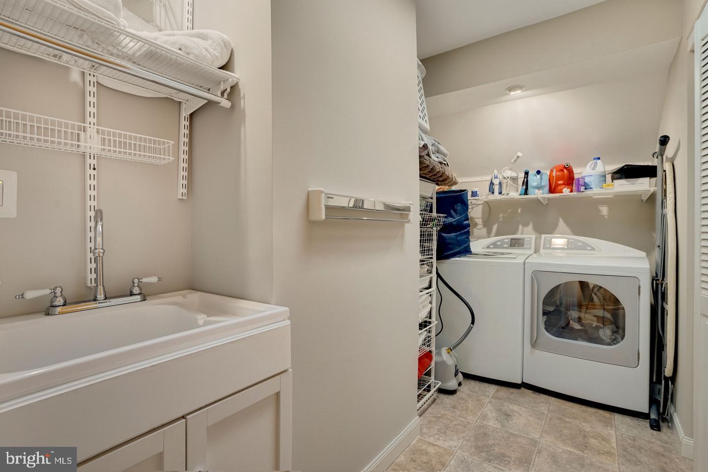 ANGELICA WOODS - Residential