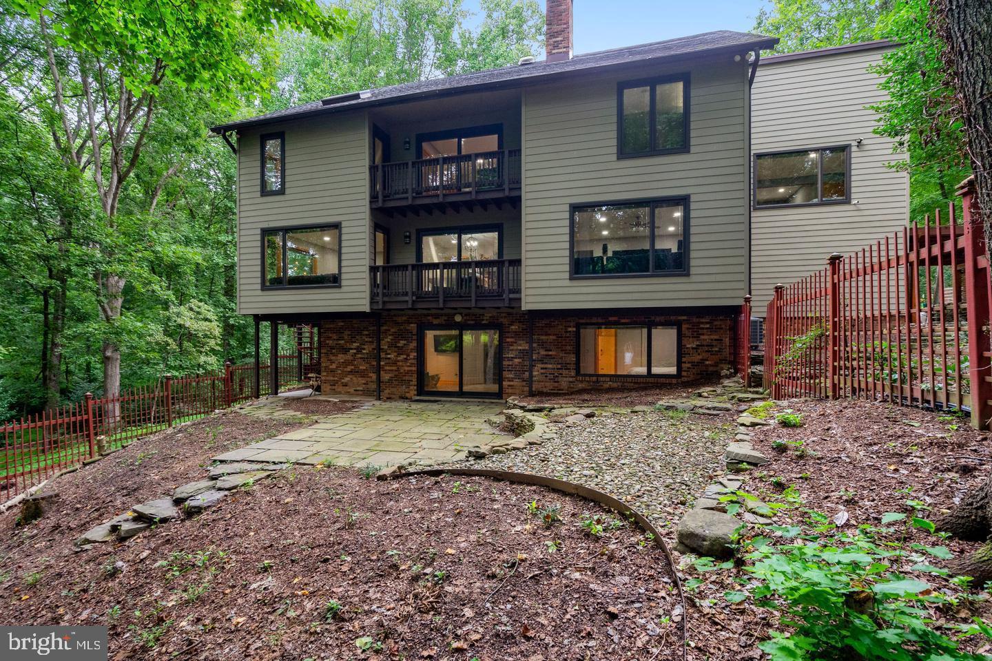 ANGELICA WOODS - Residential