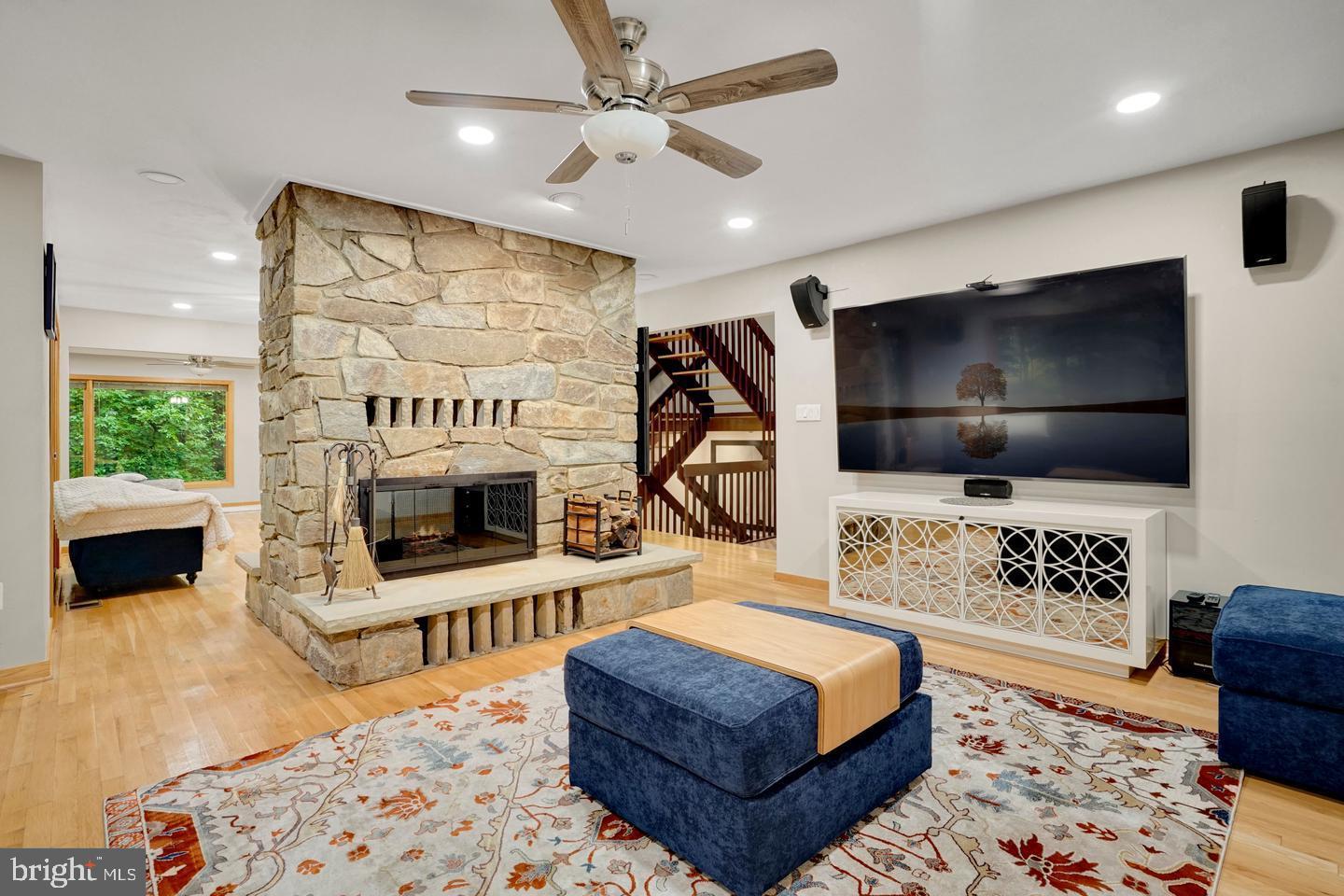 ANGELICA WOODS - Residential