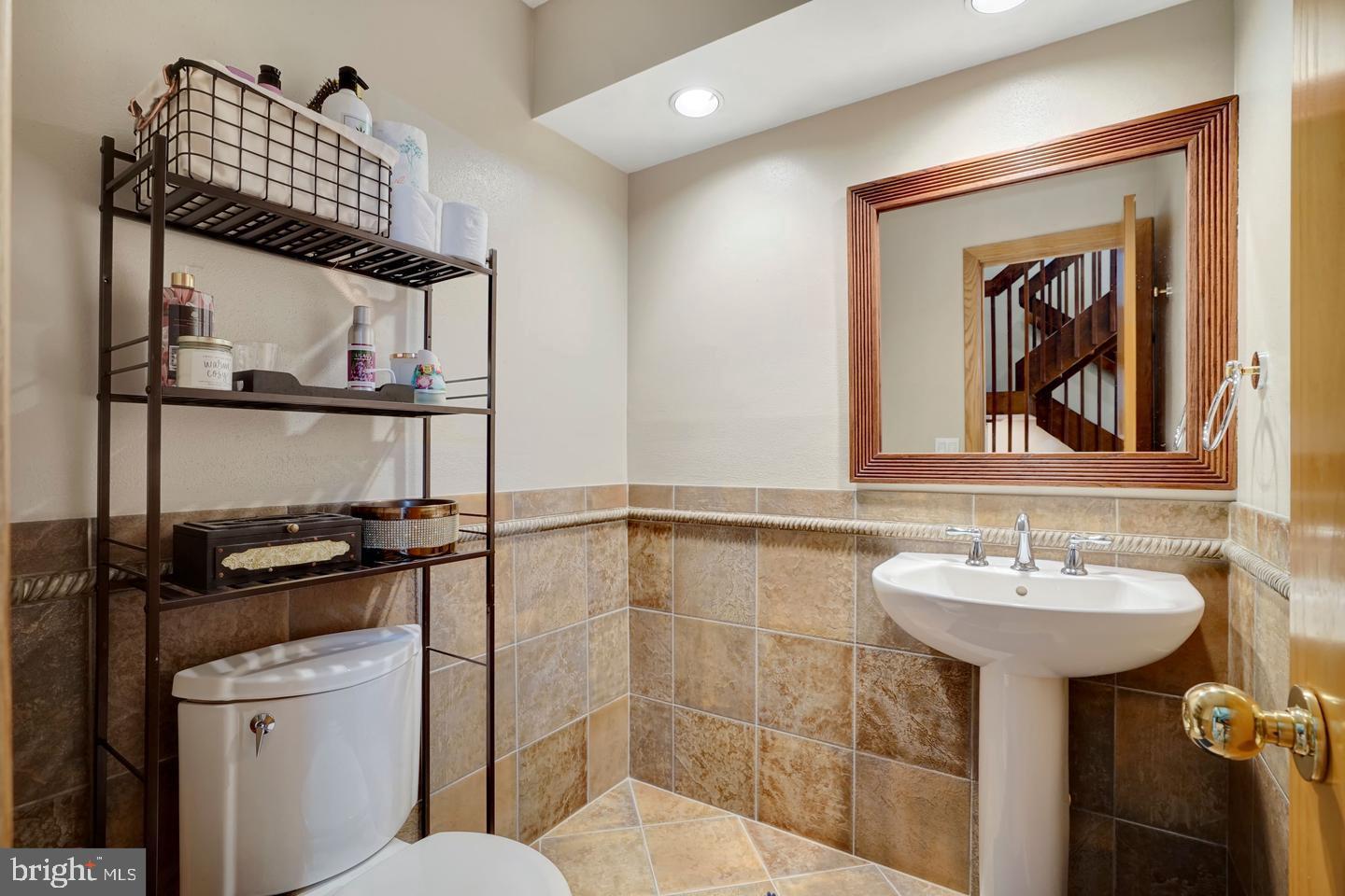 ANGELICA WOODS - Residential