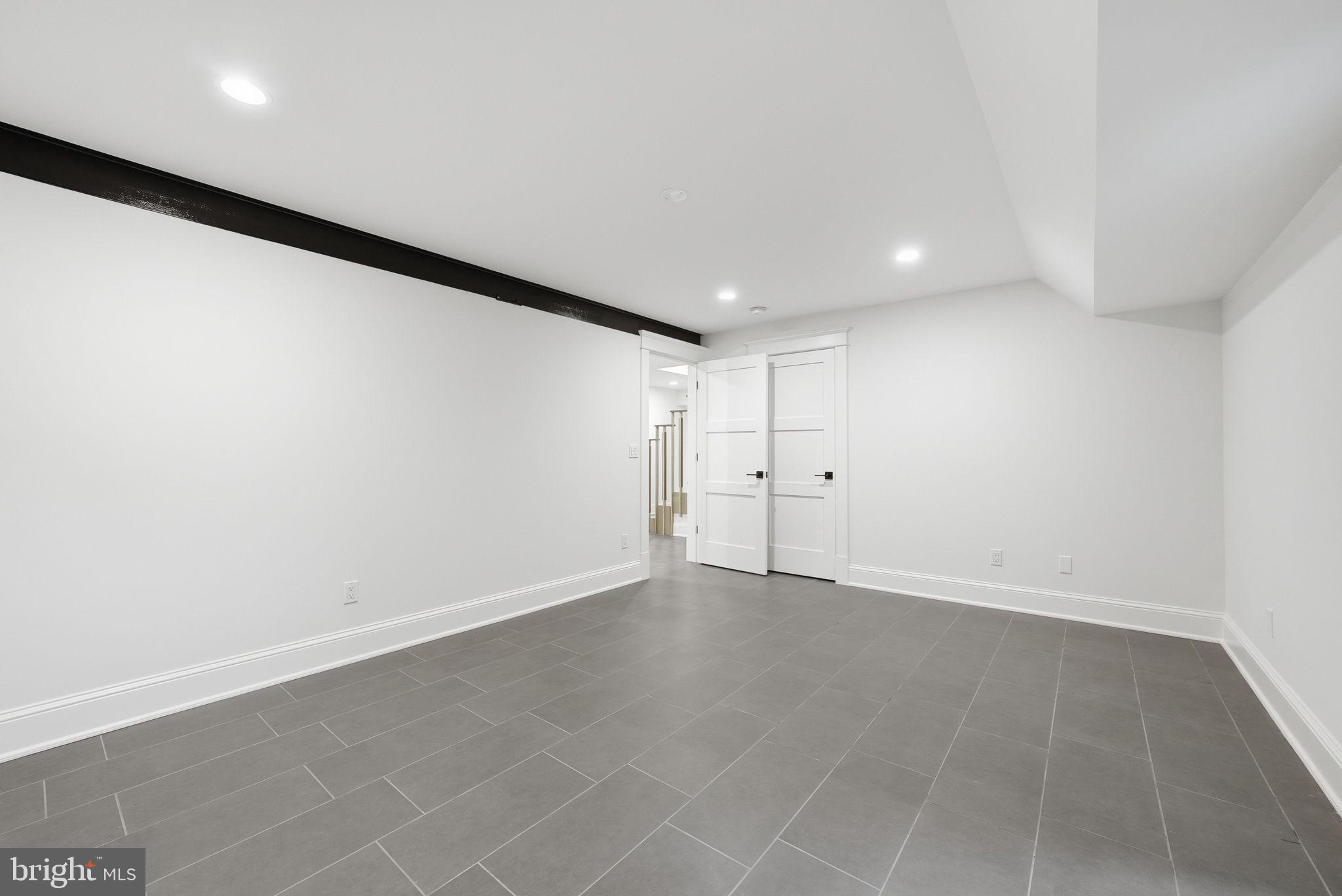 GEORGE WASHINGTON PARK - Residential