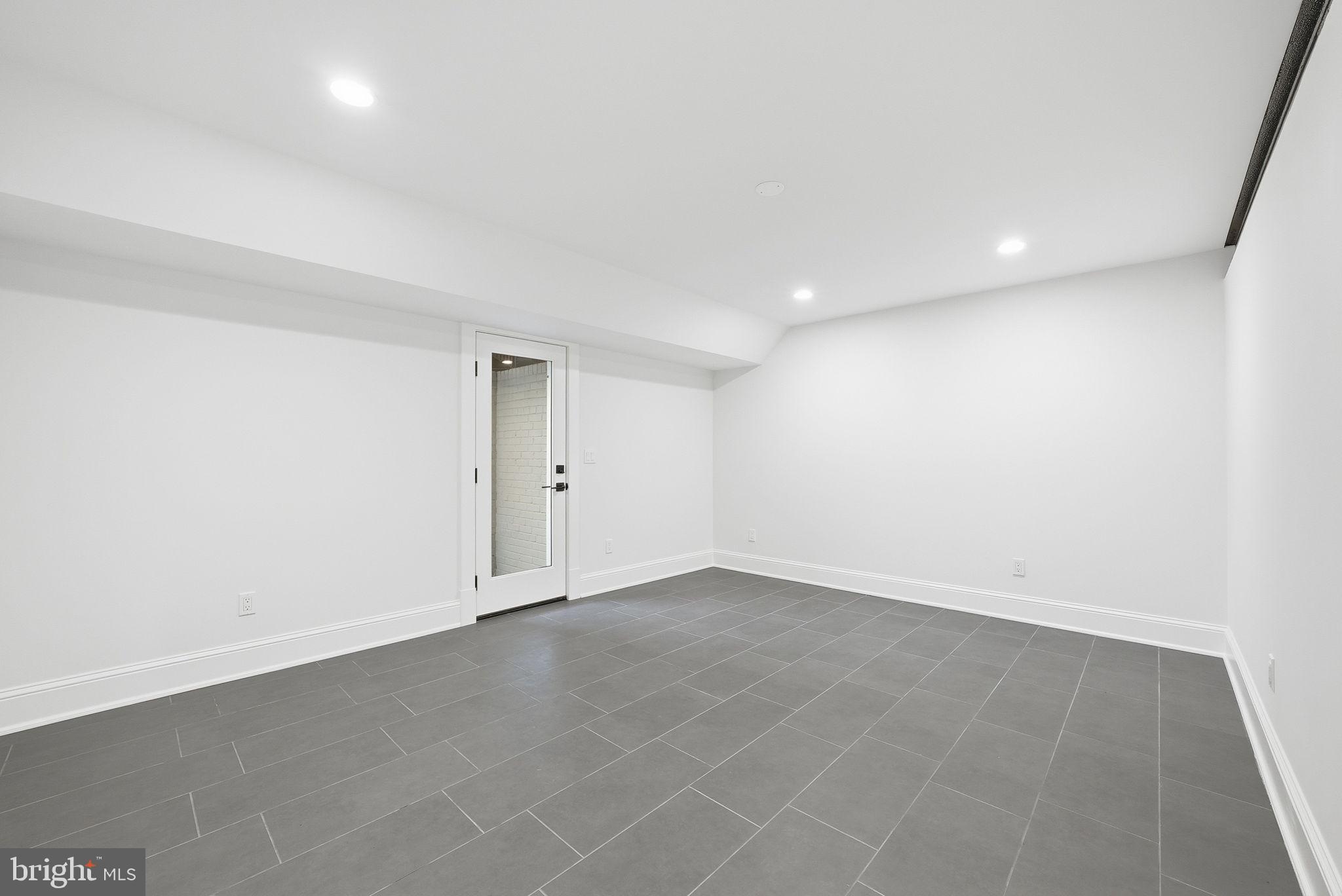 GEORGE WASHINGTON PARK - Residential